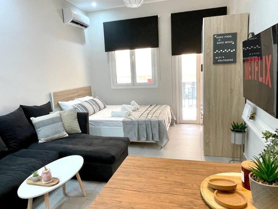 شقة Urban Loft Downtown At Zakinthos Centre مدينة زاكينثوس المظهر الخارجي الصورة